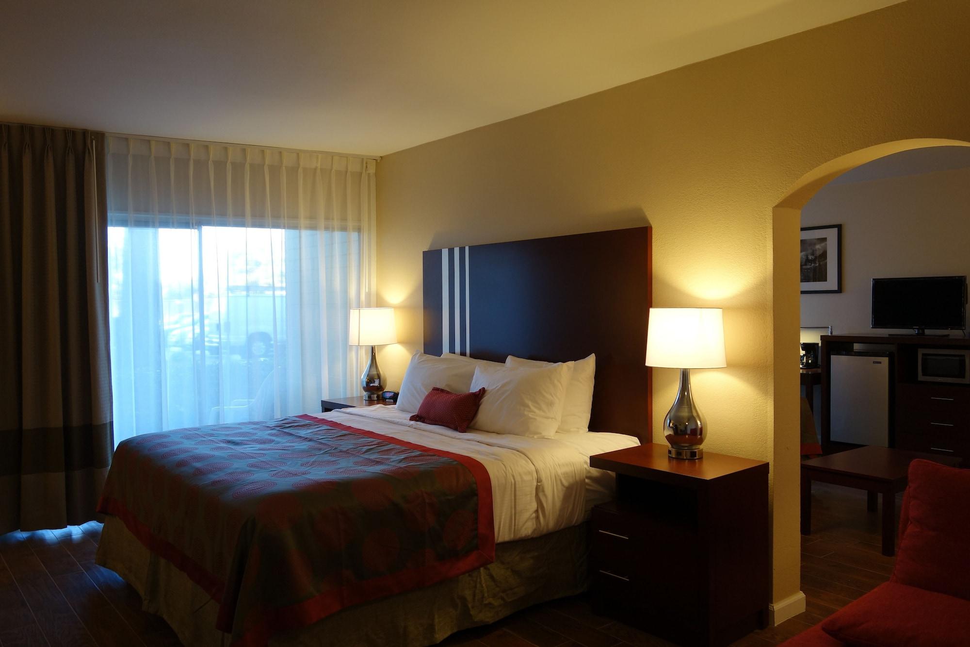 Hotel Ramada By Wyndham Sacramento Exterior foto